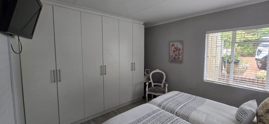 2 Bedroom Property for Sale in Hoekwil Western Cape